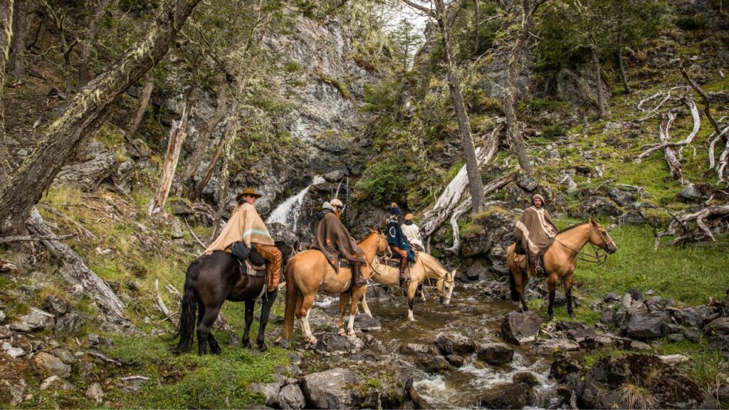 Horse riding n Tierra del Fuego, Patagonia